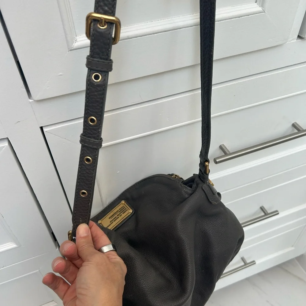Marc Jacobs Leather Hobo with Gold Plaque - perfect companion for nights out!